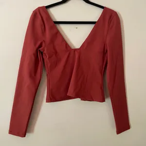 NWT Free People Intimately Red V-neck Cropped Stretchy Long Sleeve Top Medium thumbnail 6
