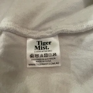 Tiger Mist Mini Skirt White w Net Overlay Sz XS EUC thumbnail 5