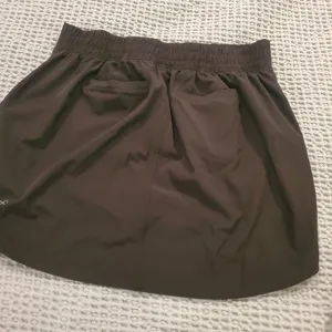 WOMEN’S Freely Skort Size Medium (48) Black thumbnail 2