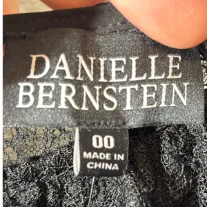 Danielle Bernstein NWT Size 00 Black Lace Mesh Thong Snap Closure Bodysuit thumbnail 5