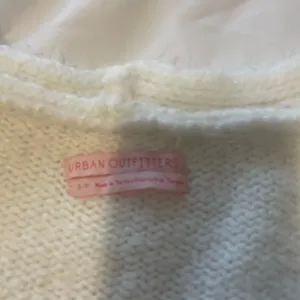 Urban Outfitters Kai White cropped cardigan boxy cardigan size Small petite‎ thumbnail 8