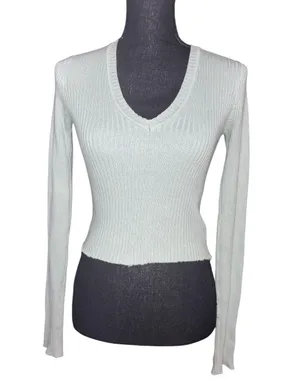 Brandy Melville Crop Top thumbnail 1