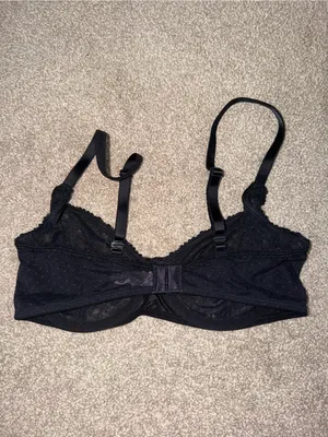 Old Navy Black Lace Trim Underwire Bra thumbnail 2