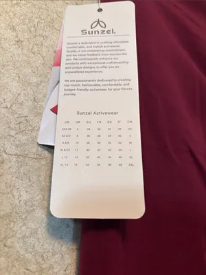 High-Waist Sculpting Leggings in Burgundy thumbnail 6