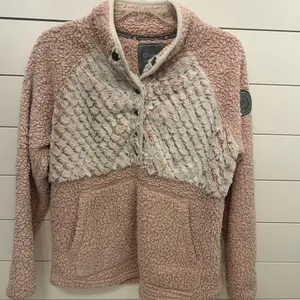 Simply Southern Sherpa pullover Light‎ pink and white Size small thumbnail 2