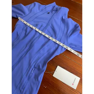 Lululemon NWT Define Jacket Luon Periwinkle Blue Size 4 Zip Up Yoga thumbnail 9