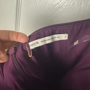 House of CB Santana Grape Satin Strapless Midi Dress S thumbnail 9