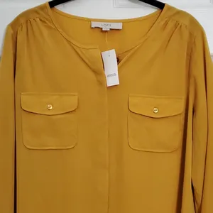 NWT Loft Two Pocket Blouse thumbnail 2
