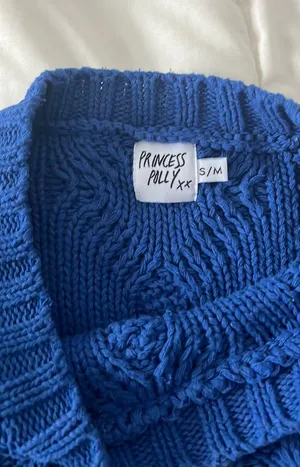 Sweater thumbnail 2