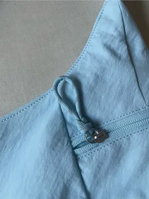 Lululemon Slouchy Sling Bag 6L - Foam Cloud thumbnail 3