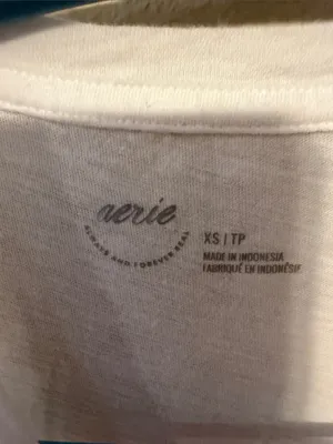 AERIE Little Devils Polaroid Vintage T-Shirt White Short‎ Sleeved Size XS thumbnail 4