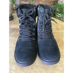 UGG Black Suede Shearling Hiker Boots Women Size 5 US 37 EU Lace Up Zip Winter thumbnail 2