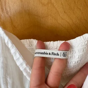 Abercrombie & Fitch Maxi Dress Womens XLT White Pleated Tie Strap Smocked Pocket thumbnail 6