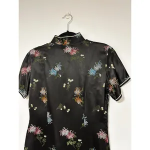 Vintage High Class Garments Black Satin Floral Brocade Cheongsam Qipao Dress 34 thumbnail 9