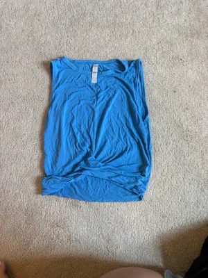 Alo Yoga Tank thumbnail 3