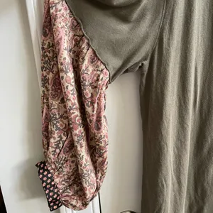 Free People We The Free Jade Top‎ Women Medium Army Boho Paisley Mixed Media Tee thumbnail 7