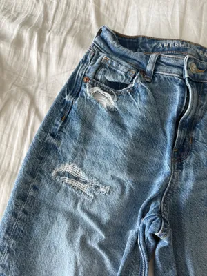 Medium Wash Ripped Mom Jeans thumbnail 4
