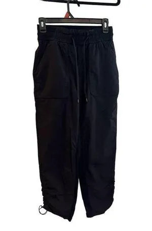 Lululemon Beyond The Studio Crops Loose Ankle Pants Black Size 4 Yoga Gy… thumbnail 1