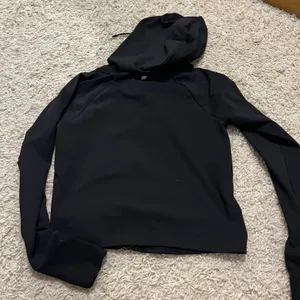 Fabletics Black Cropped Athletic Jacket Size Medium thumbnail 3
