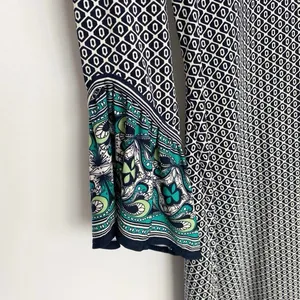 Max Studio Womens‎ XS Navy Geometric V-Neck Bell Sleeve Paisley Knit Dress thumbnail 5