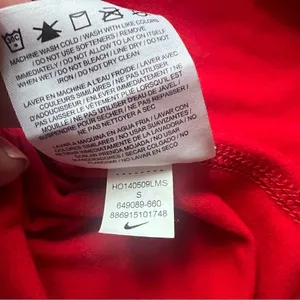 Nike Pro Dri-Fit Long Sleeve 1/2 Zip Pullover Running Top Red Pattern Size Small thumbnail 9