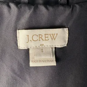 J.Crew Black Quilted Field Puffer Jacket with Gold Hardware Small thumbnail 9