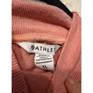Athleta Coaster Luxe Sweatshirt Womens XL Pink Mock Neck Tencel Fleece Pullover thumbnail 5