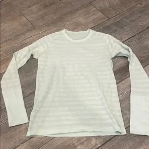 Lululemon long sleeve swiftly thumbnail 1