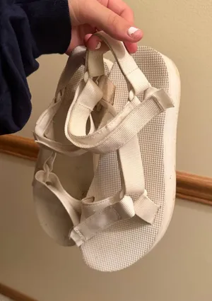 White Teva Sandals Women’s thumbnail 1