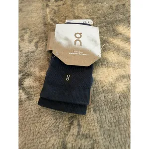 On Cloud All Day Socks Women's Denim/black Sz 5-6 NWT thumbnail 2