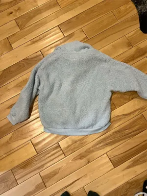 American Eagle Sweatshirt thumbnail 3