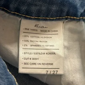 KanCan Shorts Women's Cut Off Stretch Midi Raw Hem Distressed Denim Size 27‎ thumbnail 8