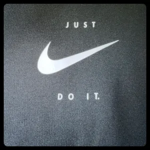 Nike Pullover Hoodie Women XL Black Just Do It Dri-Fit Sweatshirt DA1452-010 thumbnail 2