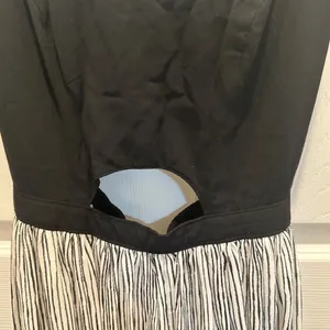 Abercrombie & Fitch Black & White Cutout Dress thumbnail 2