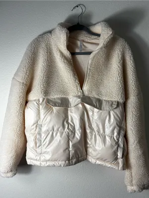 Fabletics Nelly Mixed Media Half Zip Sherpa Puffer Jacket Oats M thumbnail 2