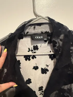 Black Sheer Lace Long sleeve Blouse  thumbnail 2