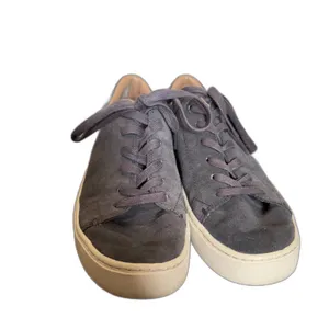 TOMS Lenox Suede Low‎ Top Sneakers Charcoal Grey Womens Size 7.5 Casual Shoes thumbnail 2