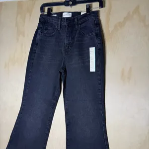 NWT Universal Thread High-Rise Flare Jeans Womens Size 2‎ Comfort Stretch Black thumbnail 3
