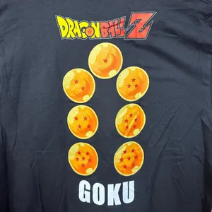 Dragon Ball Z Super Saiyan Goku and the 7 Dragon Balls Tee L thumbnail 3
