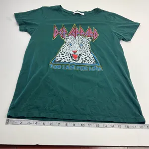 Daydreamer Def Leppard Women’s Size XS Green Short Sleeve T-Shirt‎ Shirt Top thumbnail 7