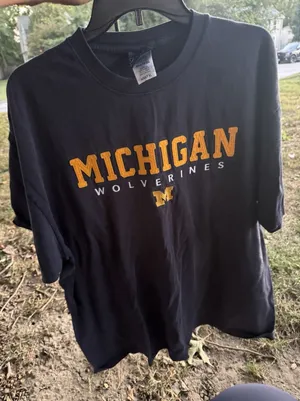 AS‎ Sports Navy Blue Size XL Embroidered MICHIGAN WOLVERINES Tshirt Vintage thumbnail 1