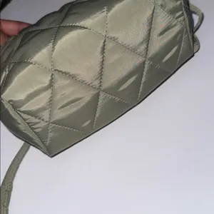 Vera Bradley Camera Bag Crossbody thumbnail 5