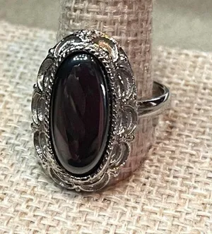 Vintage 60s Celebrity NY Oval Hematite Scalloped Filigree Statement Ring Adjusta thumbnail 1