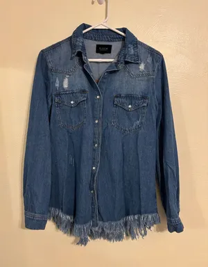 Risen Denim Shirt Women M Distressed Raw Fringe Hem Western Button Up thumbnail 1