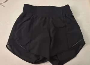 Lululemon Hotty Hot 4" size 2 thumbnail 1