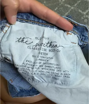 Old Navy Jeans thumbnail 3
