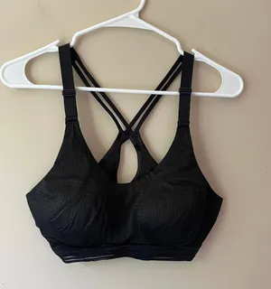 victoria’s secret sports bra thumbnail 1
