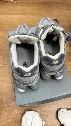 New Balance 9060 grey trainers #sneakers #lifestyle men’s size 5.5 -womens 7.5 thumbnail 4