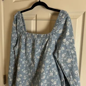 Forever 21 Women Square Neckline Floral Print Mini Dress, Blue/White Combo M thumbnail 6