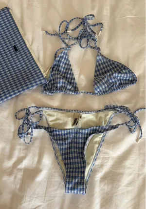 Triangl Bikini Set thumbnail 1